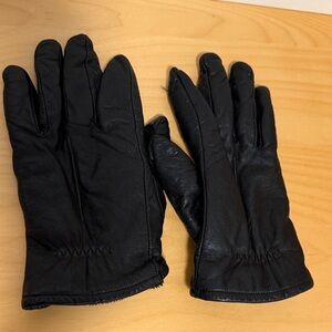 Elegant Black Leather Men's Gloves